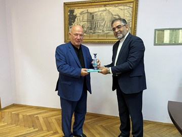 آموزش زبان فارسی در مدارس کوتایسی گرجستان گسترش می یابد