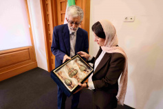 Photo coverage of the meeting between the head of Saadi Foundation and Zhanna Andreasyan, Minister of Education, Science, Culture, and Sports of Armenia