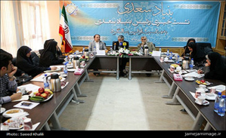 آموزش زبان فارسی محور فعالیت‌های بنیاد سعدی است