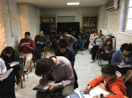 دوره آموزش زبان فارسی در یونان