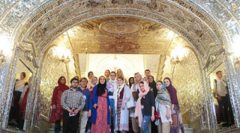 گزارش تصویری &quot;بازدید فارسی آموزان دانش افزایی از کاخ گلستان&quot;
