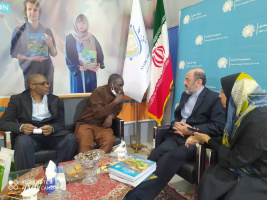 پیشنهاد تالیف کتاب«گام اول» به زبان واسط هوسایی