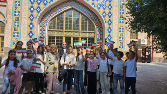 گرامیداشت روز سینما با حضور دانش آموزان فارسی آموز ارمنی
