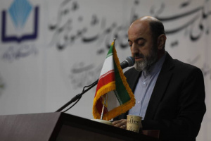ادبیات فارسی آکنده از مفاهیم والای بشری است